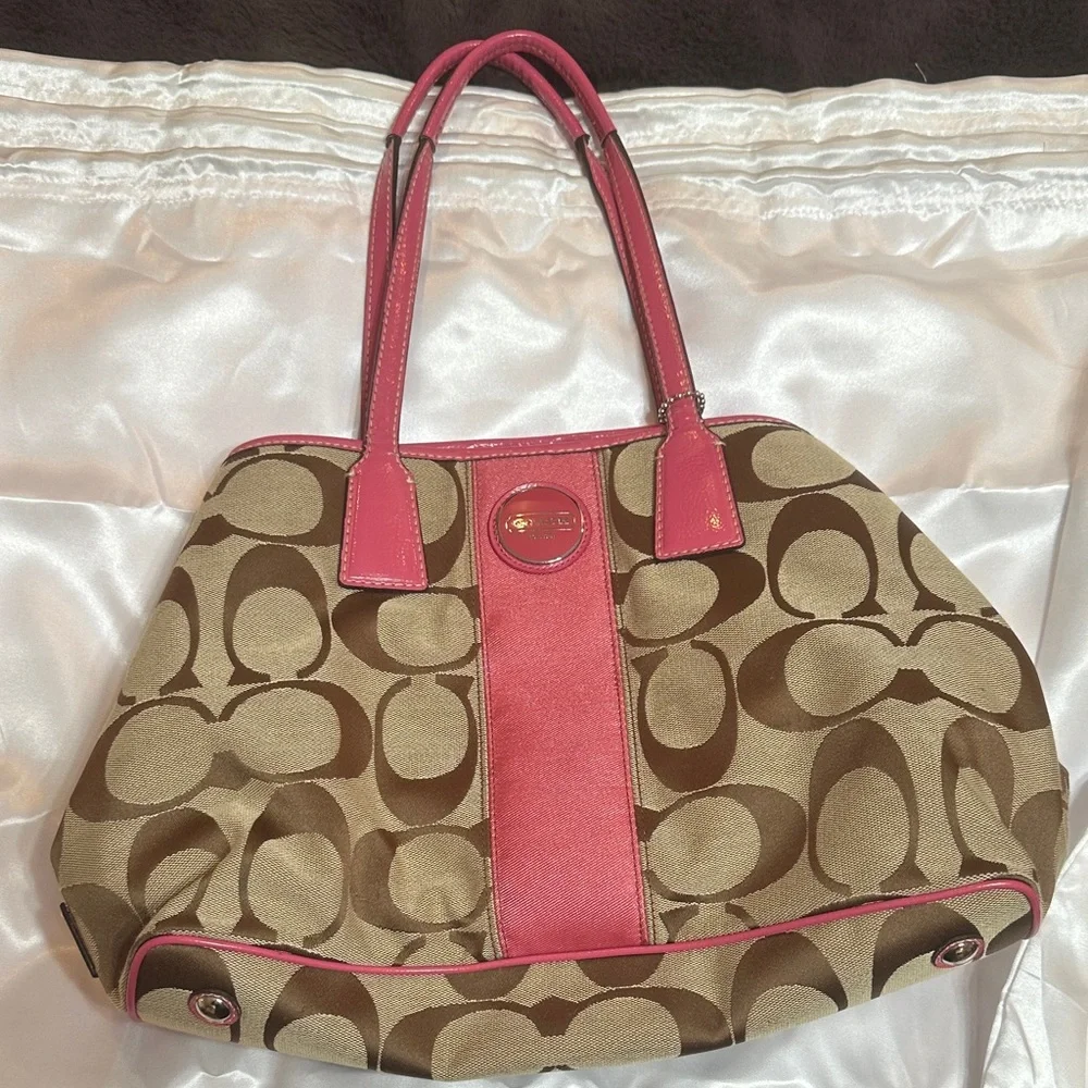 Stylish Brown and Pink Coach Bag - Picture 1 of 7